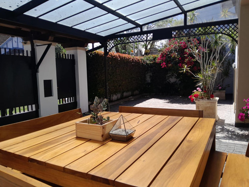 Casa En Venta En Martinez De Libertador Al Rio.