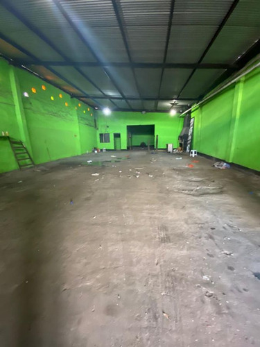 Galpón En Venta De 300m2 Ubicado En Moreno