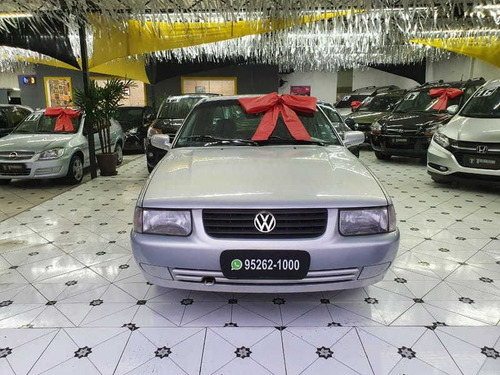 Volkswagen - Santana 1.8 2000