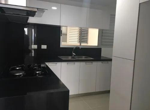 Apartamento En Venta En Cristales. Cod V11689