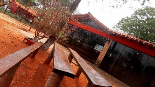 Imagen 7 de 12 de Casa Quinta Con Piscina, Quincho Con Parrilla, Vendo