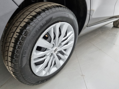 Fiat Cronos 1.0 FIREFLY FLEX DRIVE MANUAL