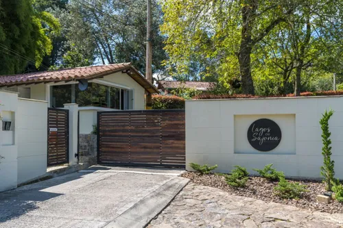 Lote En Venta En Sajonia. Cod V8842