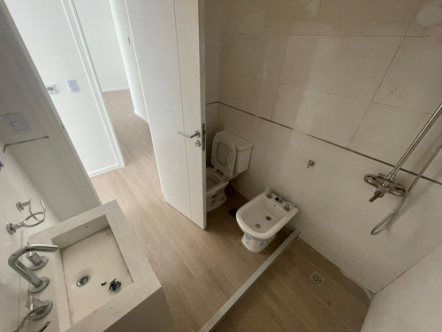 Venta Departamento 2 Ambientes Con Balcon Saliente - Noveccento Moreno - Plaza Colon Mar Del Plata