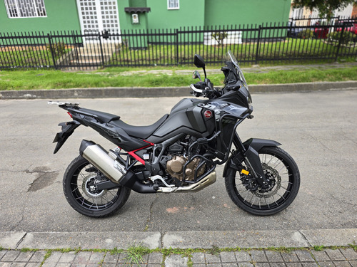 Honda Africa Twin 2024 - Negociable