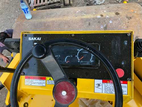 2004 Sakai Sv400d Roller - Vibrocompactador 7300 Kg
