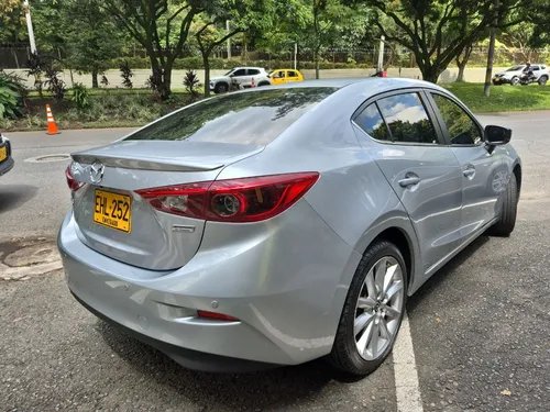 Mazda 3 2.0 Grand Touring At