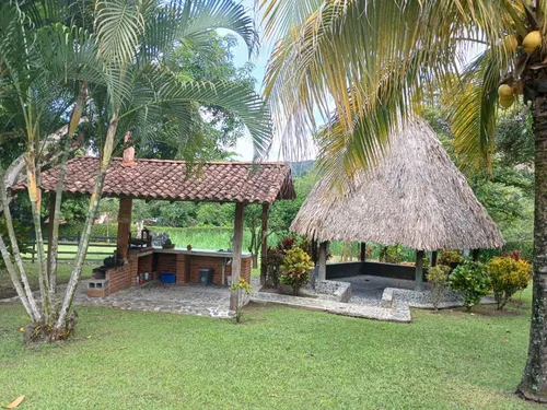 Gran Finca En San Jerónimo. Código 55