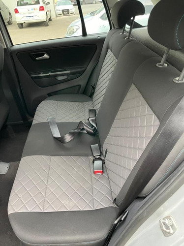 Volkswagen Suran 1.6 Imotion Highline 110cv Lucas Semini