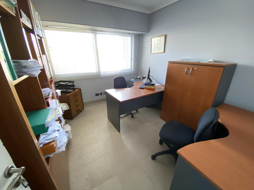 Venta Oficina Saavedra - Casa Ideal Para Oficina Audiovisual, Arias 2600