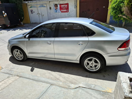 Volkswagen Vento 1.6 Starline Mt