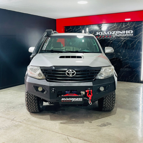 Toyota SW4 3.0 Srv 5l 4x4 Aut. 5p 163 hp