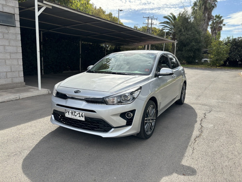 Kia Rio 5 Sport 1.6 2021 Excelente Estado Único Dueño Al Día