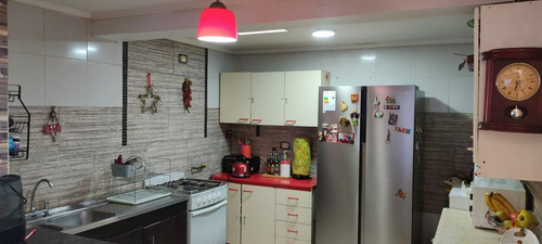 Casa En Excelentes Condiciones, Remodelada