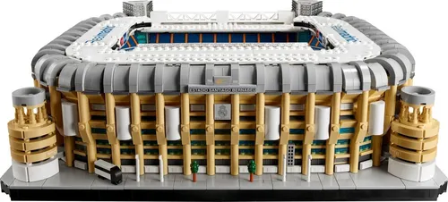 LEGO Icons Real Madrid Santiago Bernabéu Stadium 10299 - Juego de  construcción de campo de fútbol y modelo para adultos, pieza de decoración  coleccionable para el hogar y la oficina, gran idea de regalo para los  fanáticos de los  