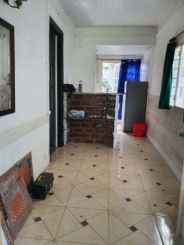 Imagen 6 de 10 de Inmobiliaria Rias Altas Vende Casa A 2 Cuadras De Av. Garzón