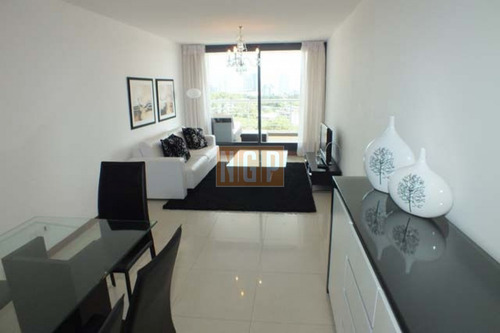 Imagen 8 de 30 de Roosevelt, Punta Del Este Piso Alto Con Vista Al Mar! Cómodo Y Muy Luminoso .