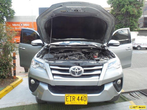 Imagen 13 de 25 de Toyota Fortuner
