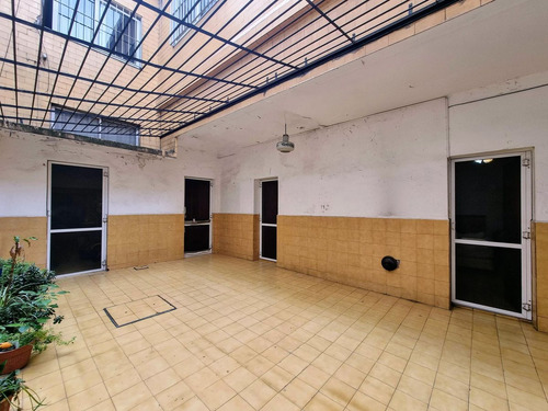 Inmueble Comercial Venta Devoto Local C/deposito