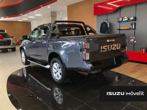 Isuzu Pickup Adventure