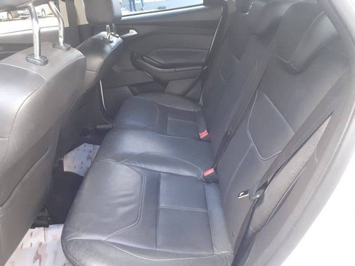 Ford Focus 2.0 Se Plus Fastback 16v Flex 4p Powershift