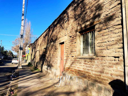 Casa Con Local Comercial Y Patentes Al Día (68736)