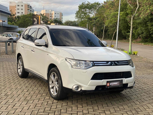 Mitsubishi Outlander 3.0 GT 4X4 V6 24V GASOLINA 4P AUTOMÁTICO