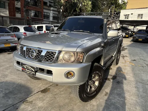 Nissan Patrol Grx At 3000cc Td 5p