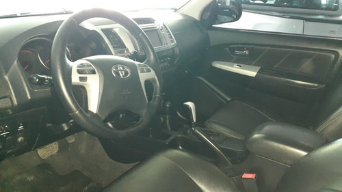 Toyota Hilux 3.0 Cd Srv Cuero 4x4 5at 2015 1°dueño Impecable