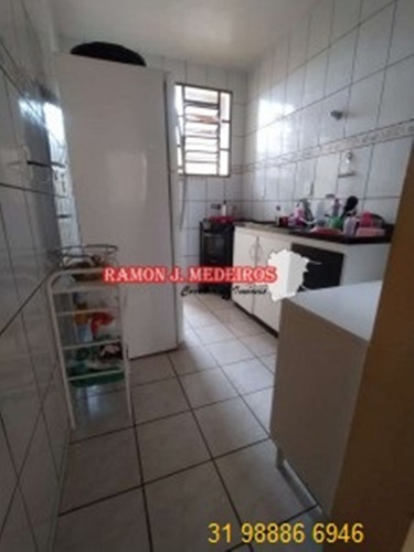 Imagem 14 de 24 de Bairro Copacabana Excelente Casa Colonial Geminada 2qts Sendo 1 Suíte Próximo Av. Central/portugal Em Bhte-mg