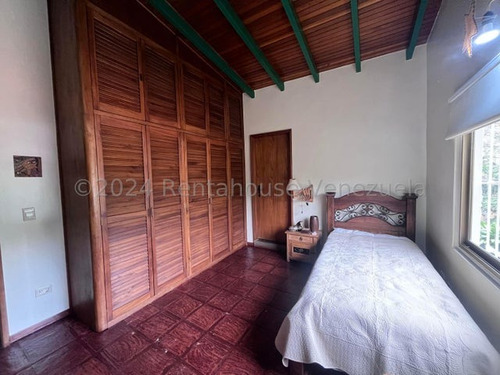 Impecable Y Bello Apartamento En Alquiler Ubicado En San Román 24-22455