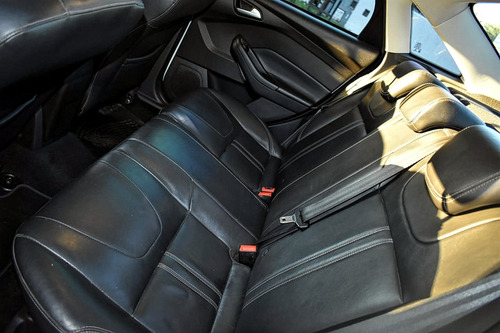 Ford Focus Iii 2.0 Sedan Se Plus Mt 2014