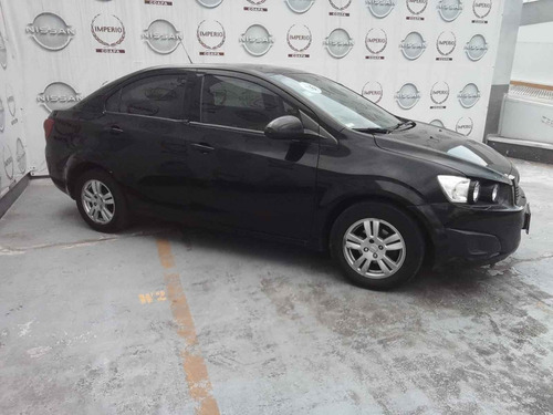 Imagen 6 de 15 de Chevrolet Sonic 2016