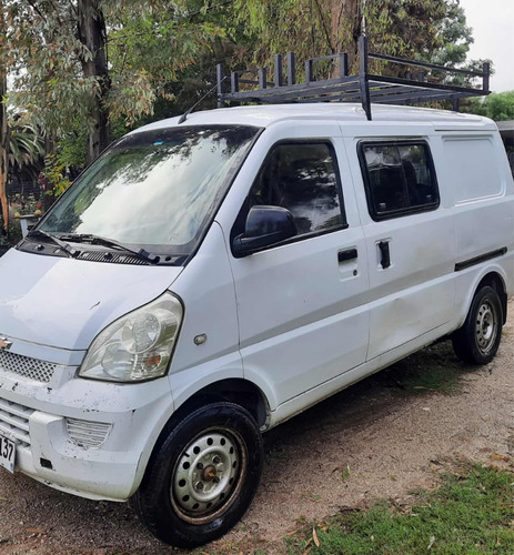 Chevrolet N300 Rural 5 Puertas