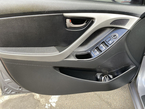 Imagen 18 de 25 de Hyundai I35 Elantra Gls 2012