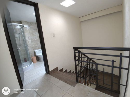 Venta Excelente Casa En Satélite, Circuito Cronistas