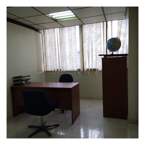 Imagen 2 de 9 de Oficina En Venta - Urb. La Campiña