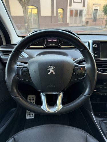 Peugeot 2008 1.6 Feline