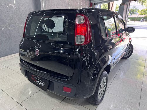 Fiat Uno Uno Vivace 1.0 8V (Flex) 4p