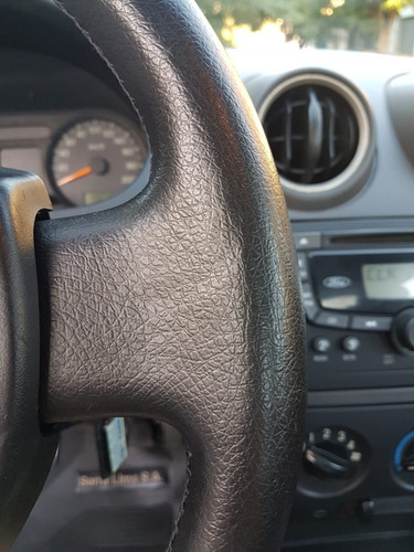 Ford Fiesta 1.6 Amb. Plus Año 2006 Km. 122.000