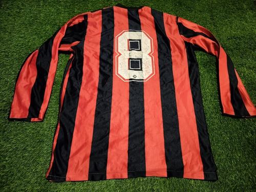 Camiseta Unisport Negra Y Roja (Usado)