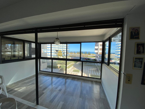 Apartamento A Pasos De La Peninsula Y Playa Brava. - Consulta!!!!!- Ref: 3615