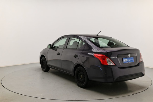 Imagen 3 de 15 de Nissan Versa Drive 1.6 2020