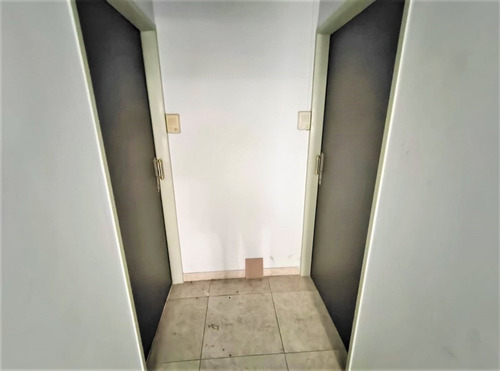 Venta Local Deposito Oficina 915 M2 San Cristobal
