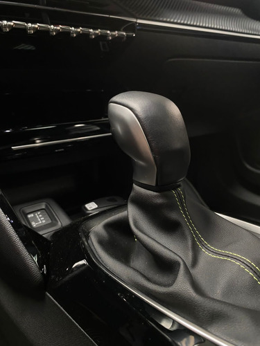 Peugeot 2008 1.2 Gt