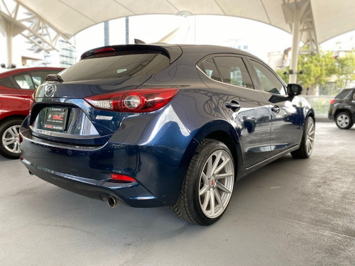 Imagen 5 de 12 de Mazda 3 Touring