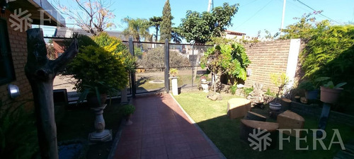 Imagen 3 de 15 de Venta Casa 4 Ambientes Con Jardín, Cochera, Patio Y Terraza En Claypole (29881)