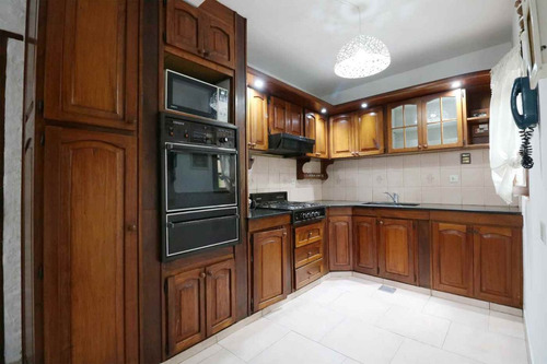 Casa 4 Ambientes - Pileta - Apto Crédito - Permuta
