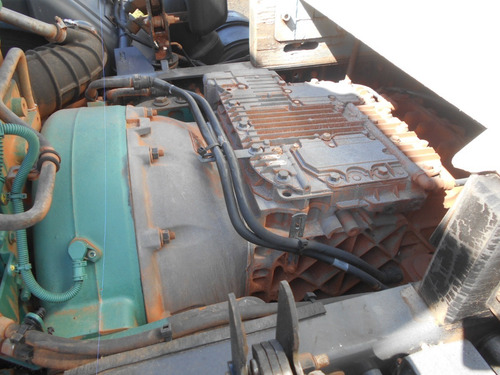 Imagem 21 de 25 de Volvo Vm 330 Bitruck 2017