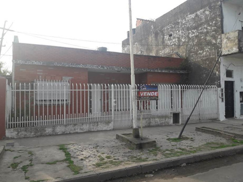 Imagen 2 de 14 de Casa En Venta En Gregorio De Laferrere